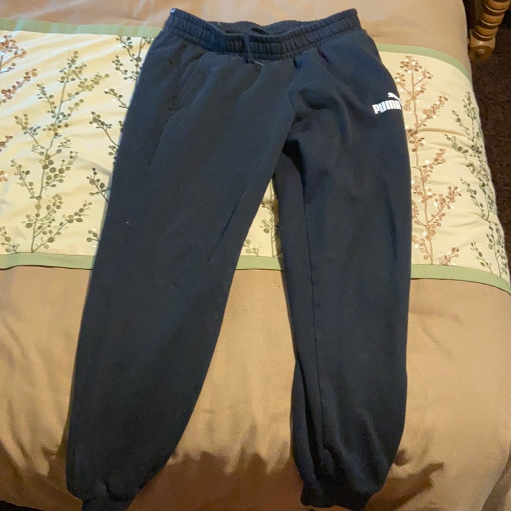 Black puma sweatpants